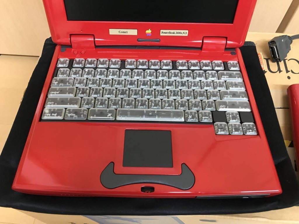 Un PowerBook 2400c tout rouge Le Blog de l'Aventure Apple